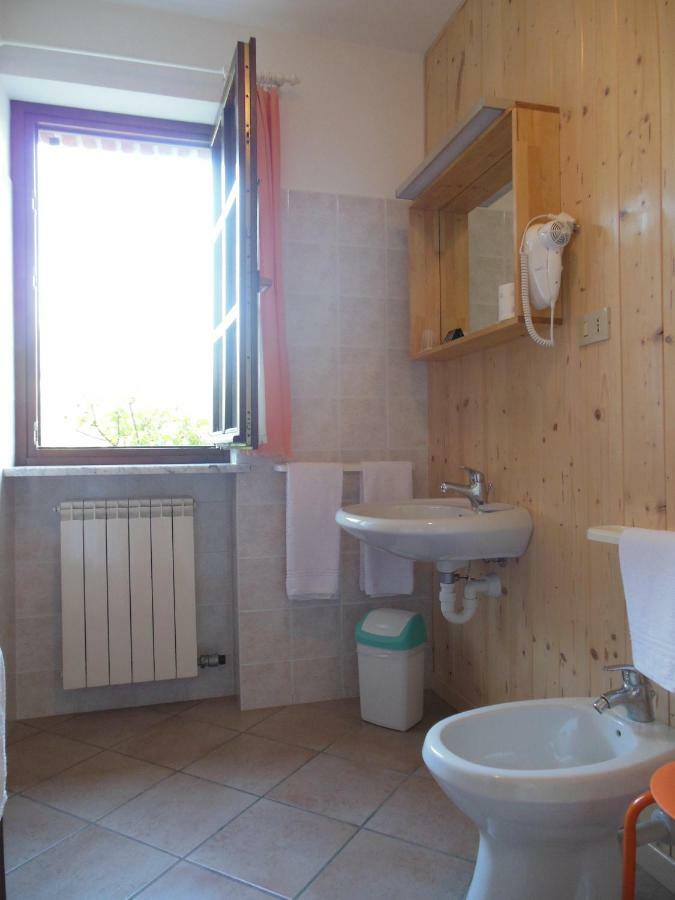 Agriturismo Affittacamere Barbarossa Dogliani Exteriér fotografie