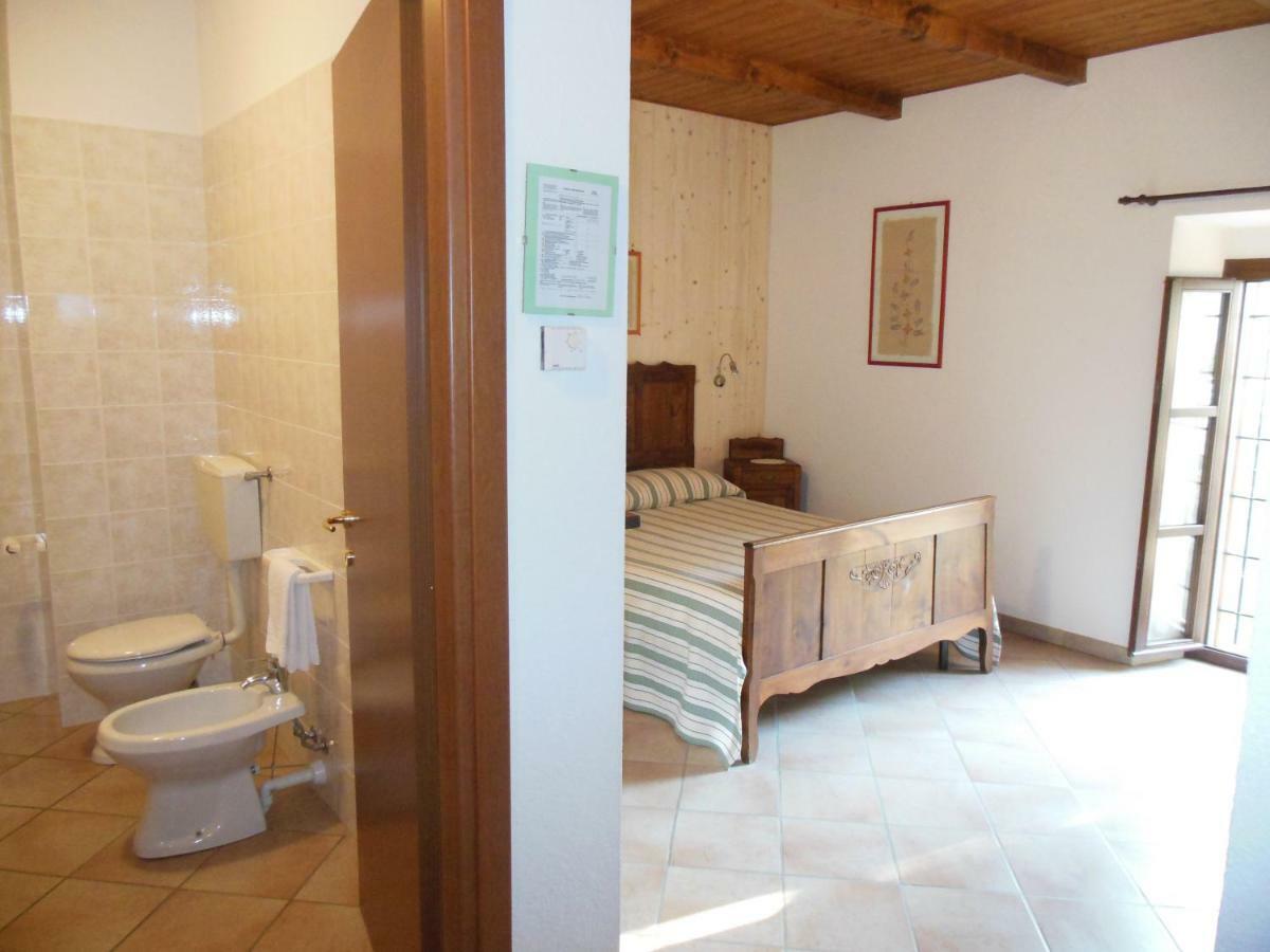 Agriturismo Affittacamere Barbarossa Dogliani Exteriér fotografie