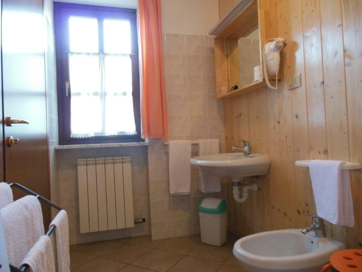 Agriturismo Affittacamere Barbarossa Dogliani Exteriér fotografie